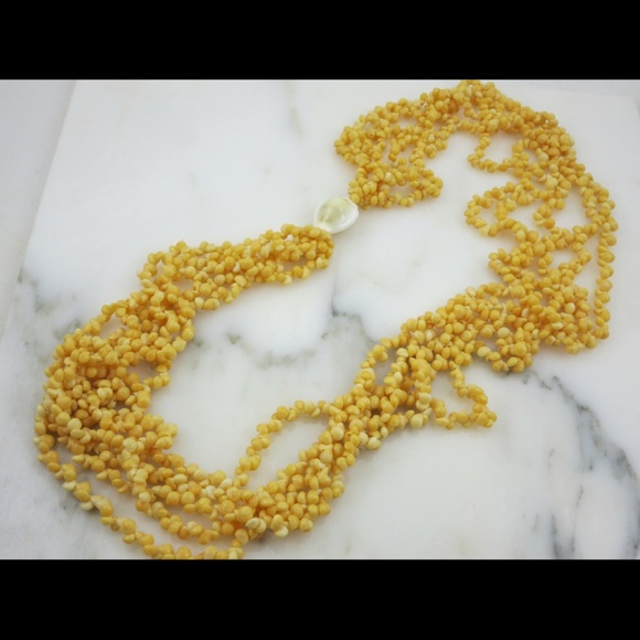 Shell necklace - Picture 2 of 3